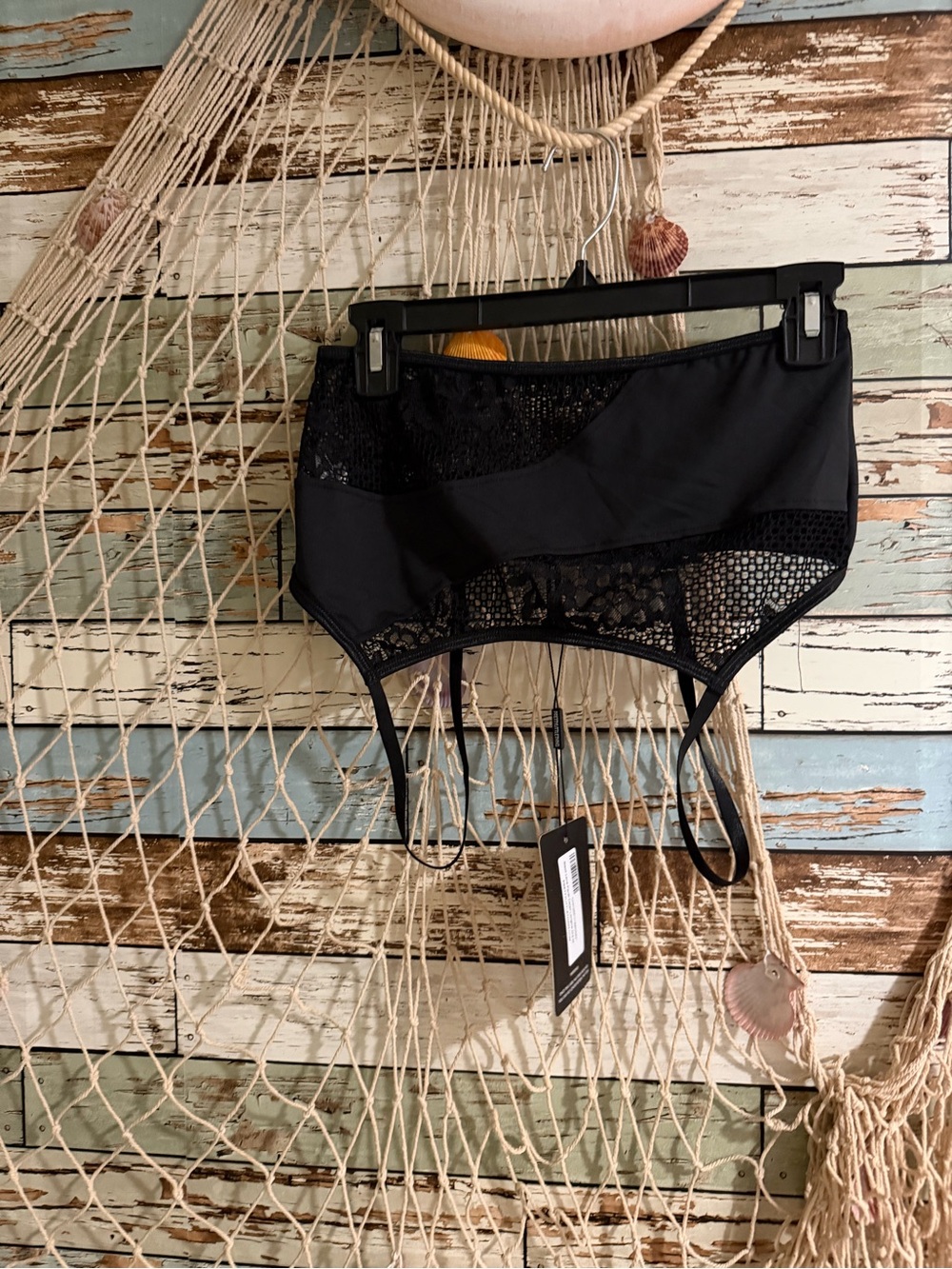 PrettyLittleThing Black Lace Longline Bra